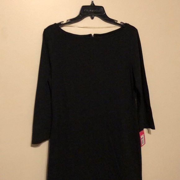 Black dress - Picture 2 of 4